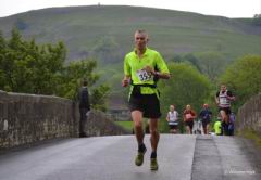 0607 Wharfedale half Mike Robins by Dave Woodhead.jpg
